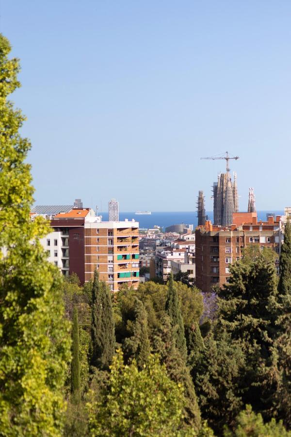 Lodging Apartments Guell Gaudi Barcellona Esterno foto
